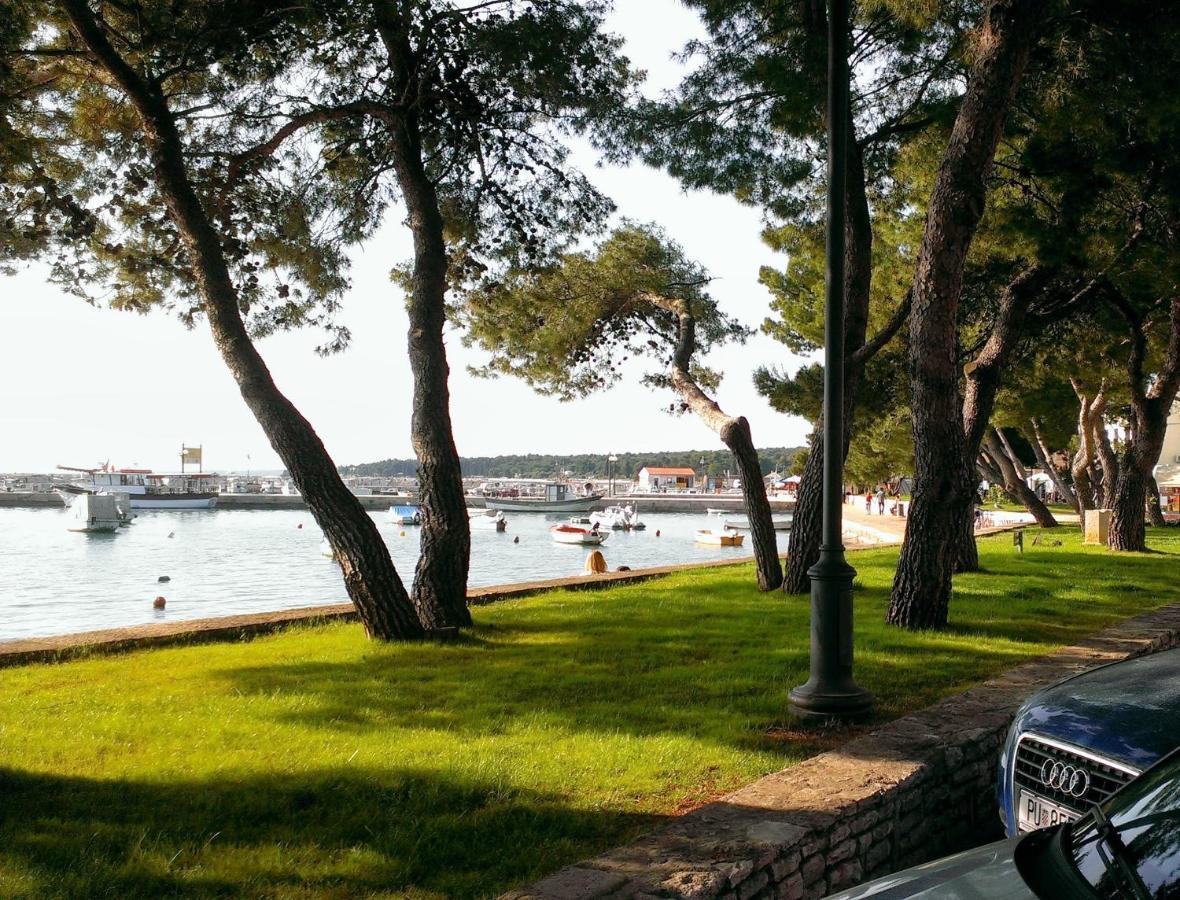 Holiday Apartment Near The Beach Fažana エクステリア 写真